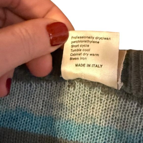 Krizia Maglia Blue Cloud Sweater Wool and Angora Cardigan Size 38 - Picture 4 of 8